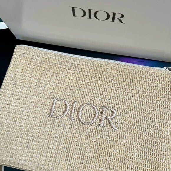 Dior Natural Beige Woven Pouch with Embroidered Logo - Picture 7 of 9